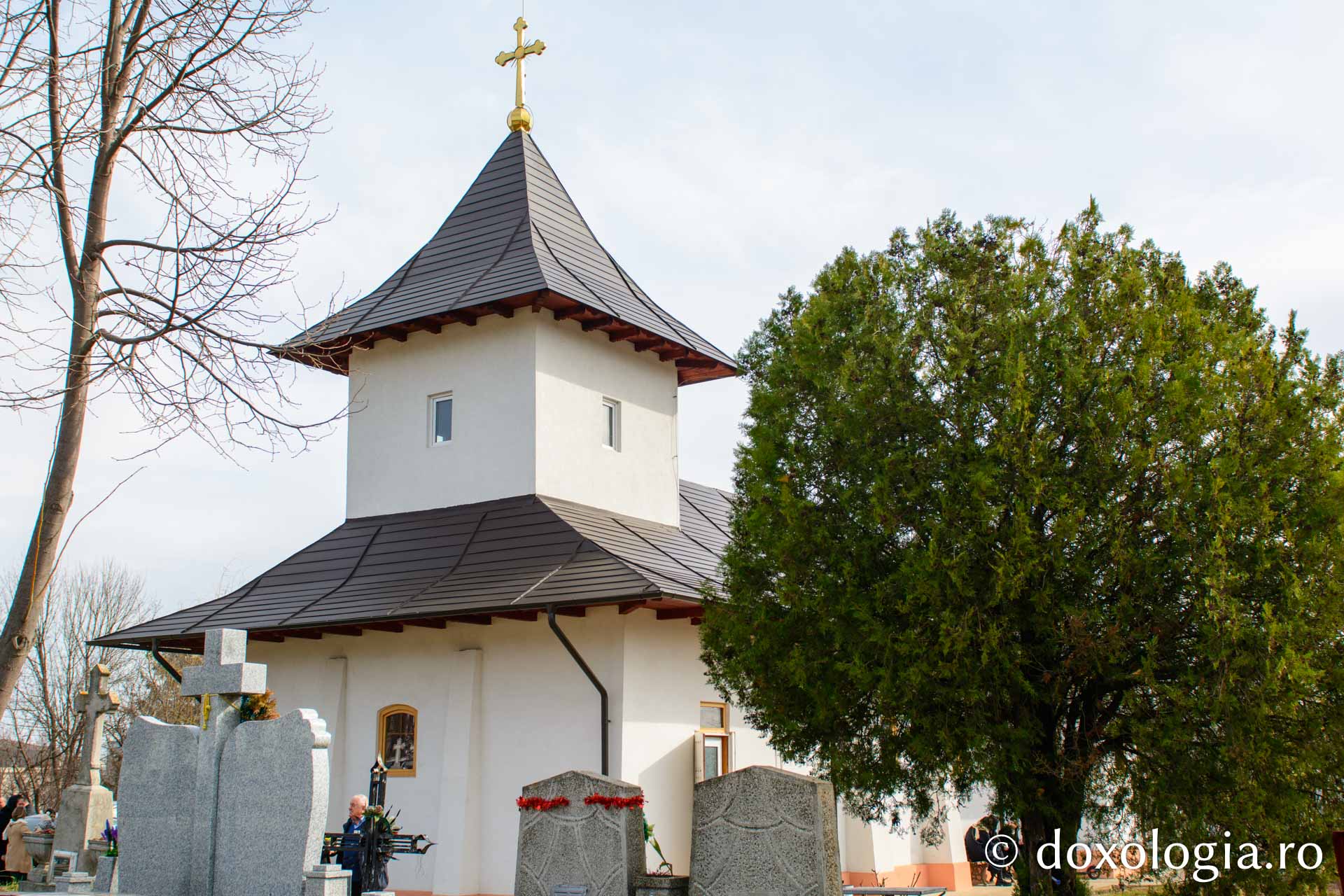 Parohia „Învierea Domnului” - Cimitir „Buna Vestire” din Iași