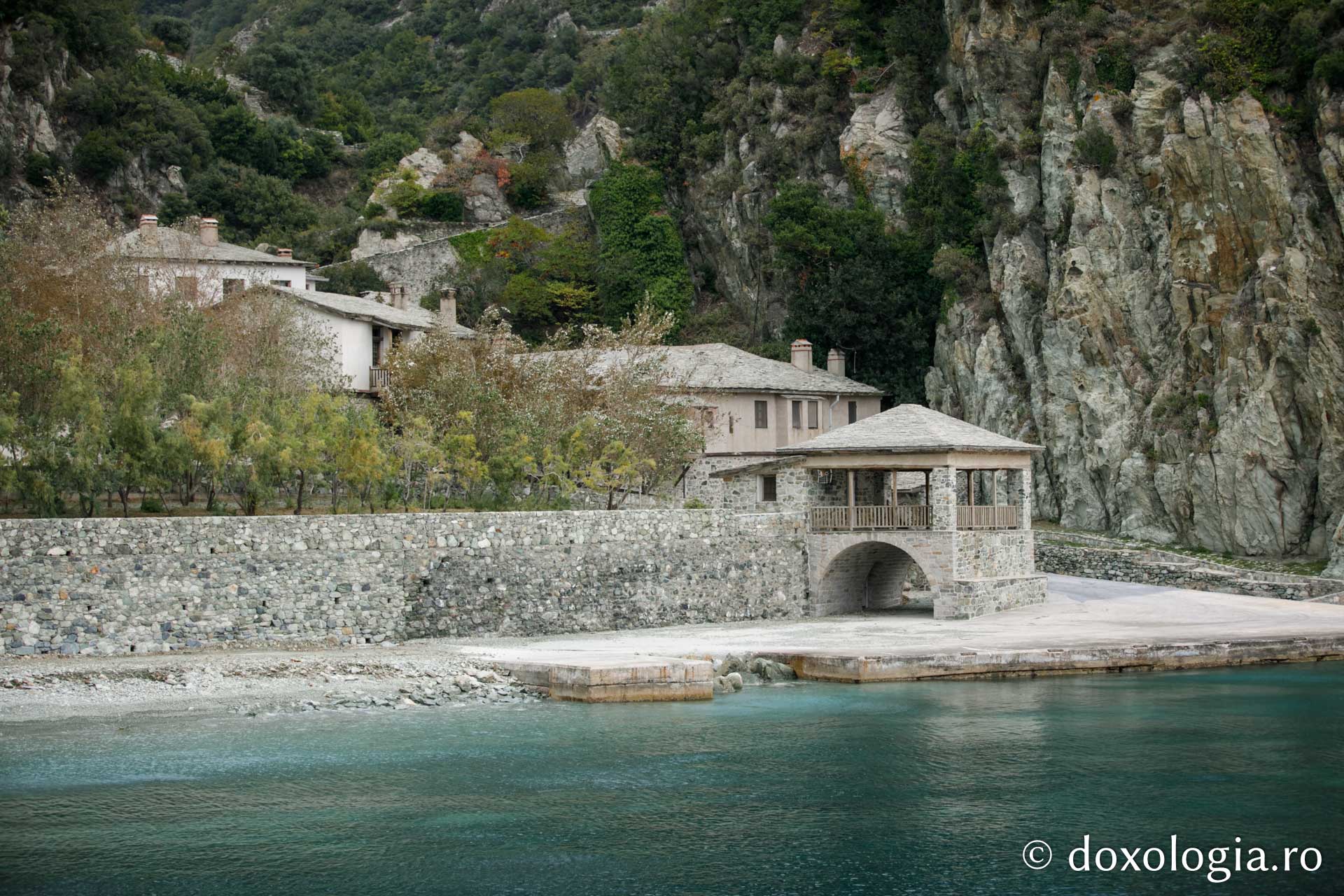 Arsanaua Mănăstirii Dionisiu / Foto: Pr. Silviu Cluci Arsanaua Mănăstirii Dionisiu