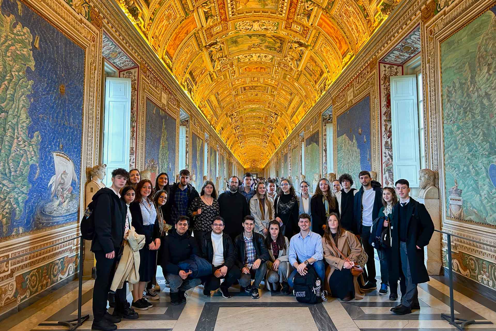 grup de pelerini la Roma