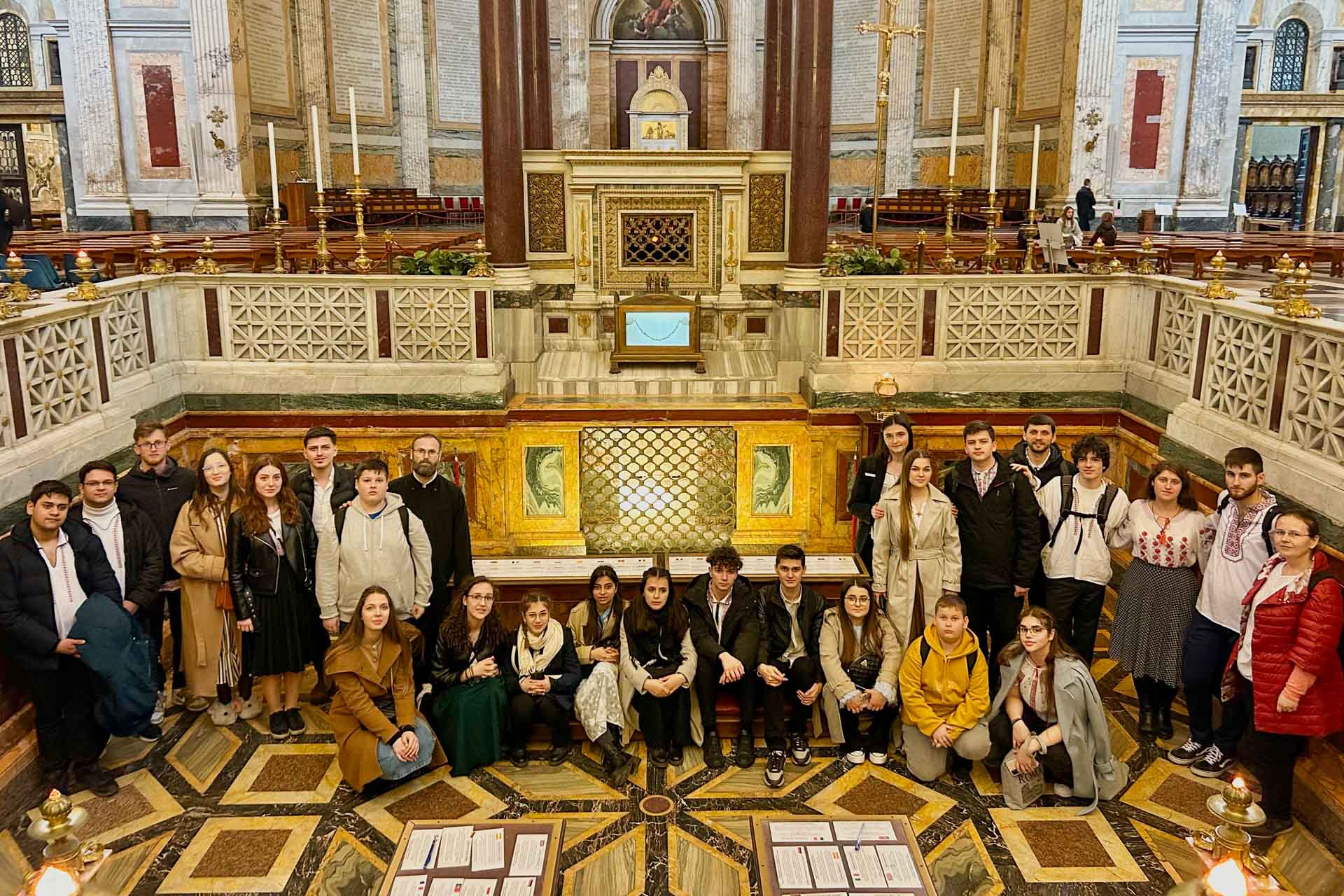 grup de pelerini la Roma