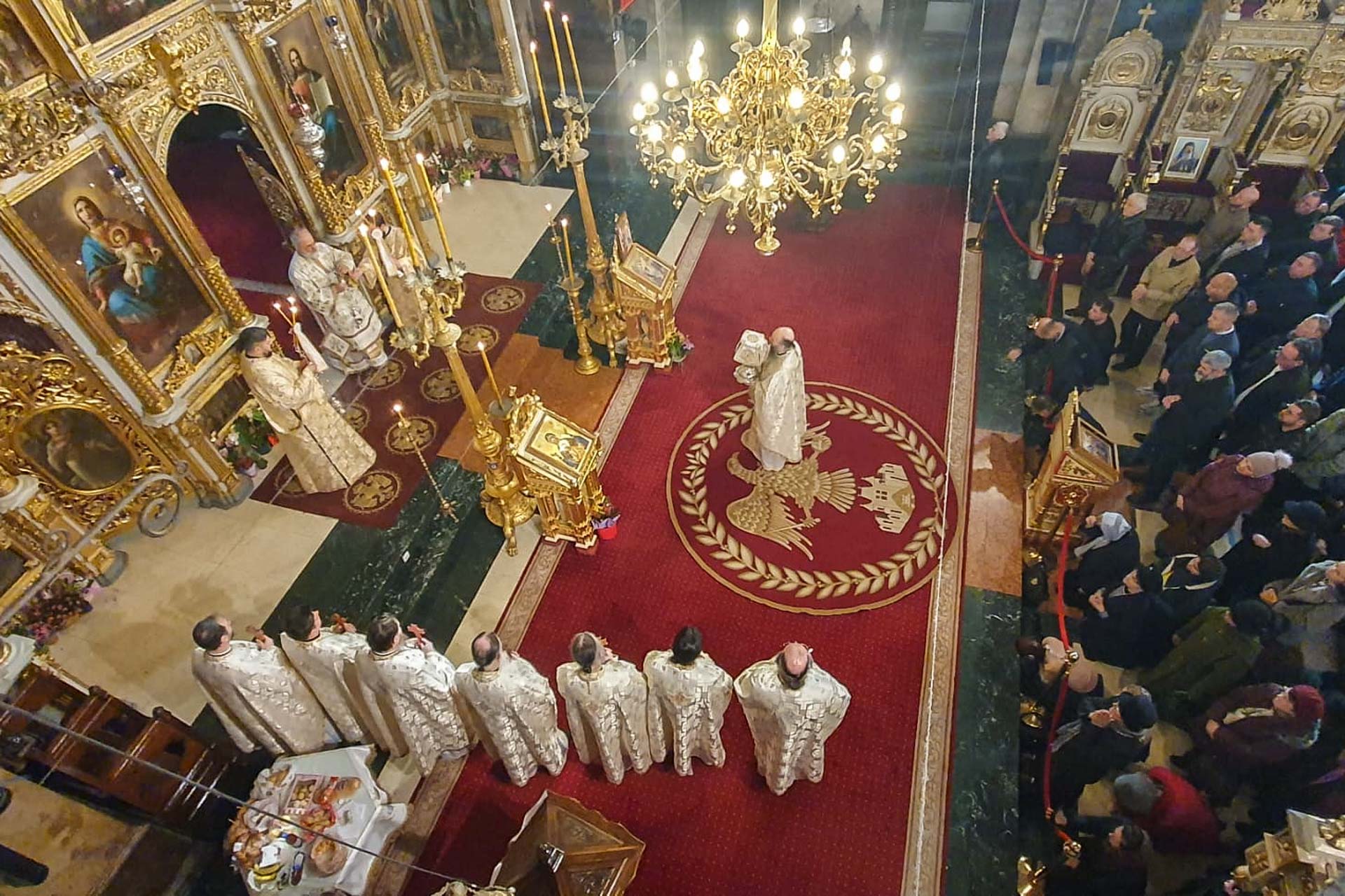 Episcopul Ortodox Român al Canadei a slujit la Catedrala Mitropolitană din Iași