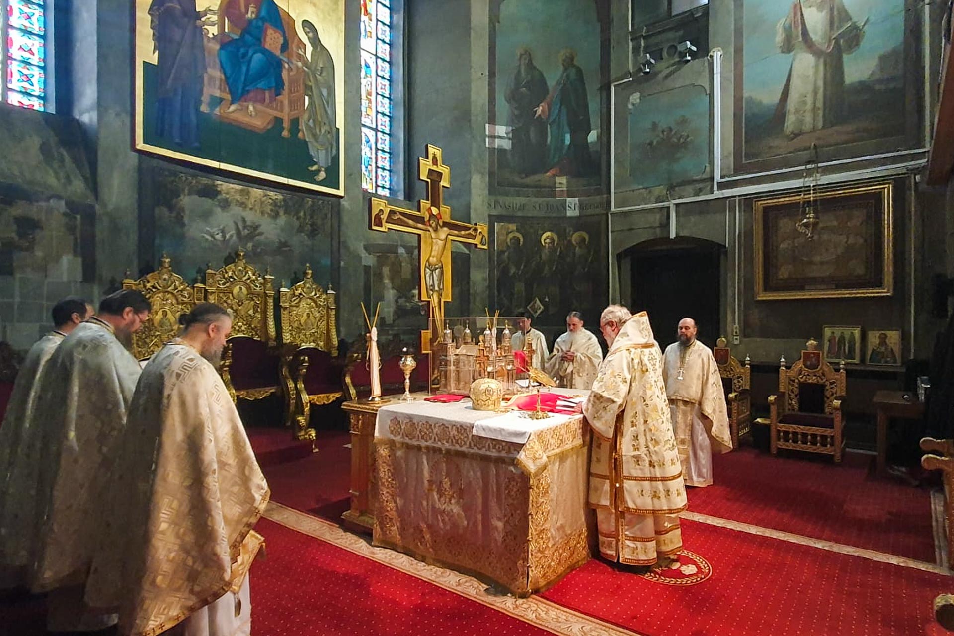 Episcopul Ortodox Român al Canadei a slujit la Catedrala Mitropolitană din Iași