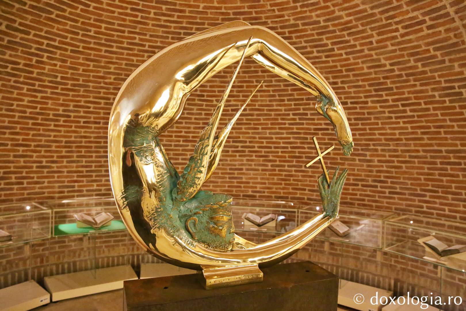 Expoziție sculptură la Muzeul Mitropolitan