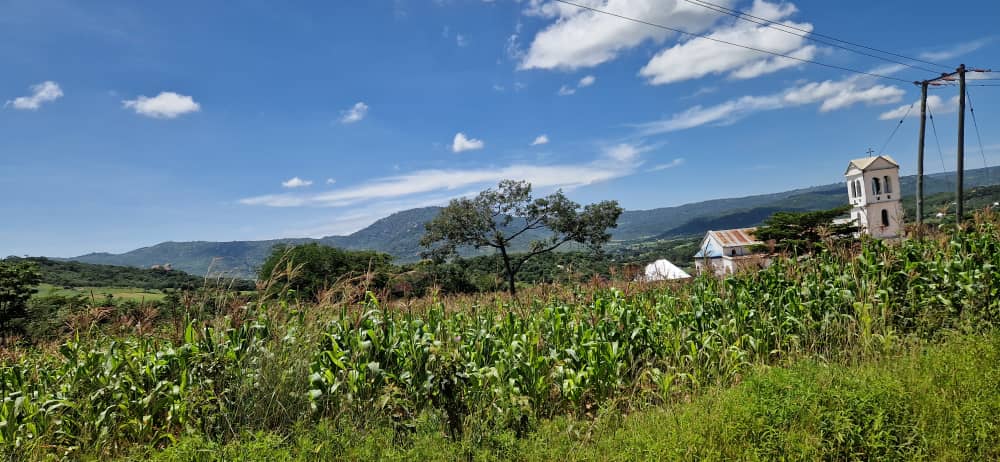 În mijlocul credincioșilor din satele Ilalasimba, Ibogo și Magubike