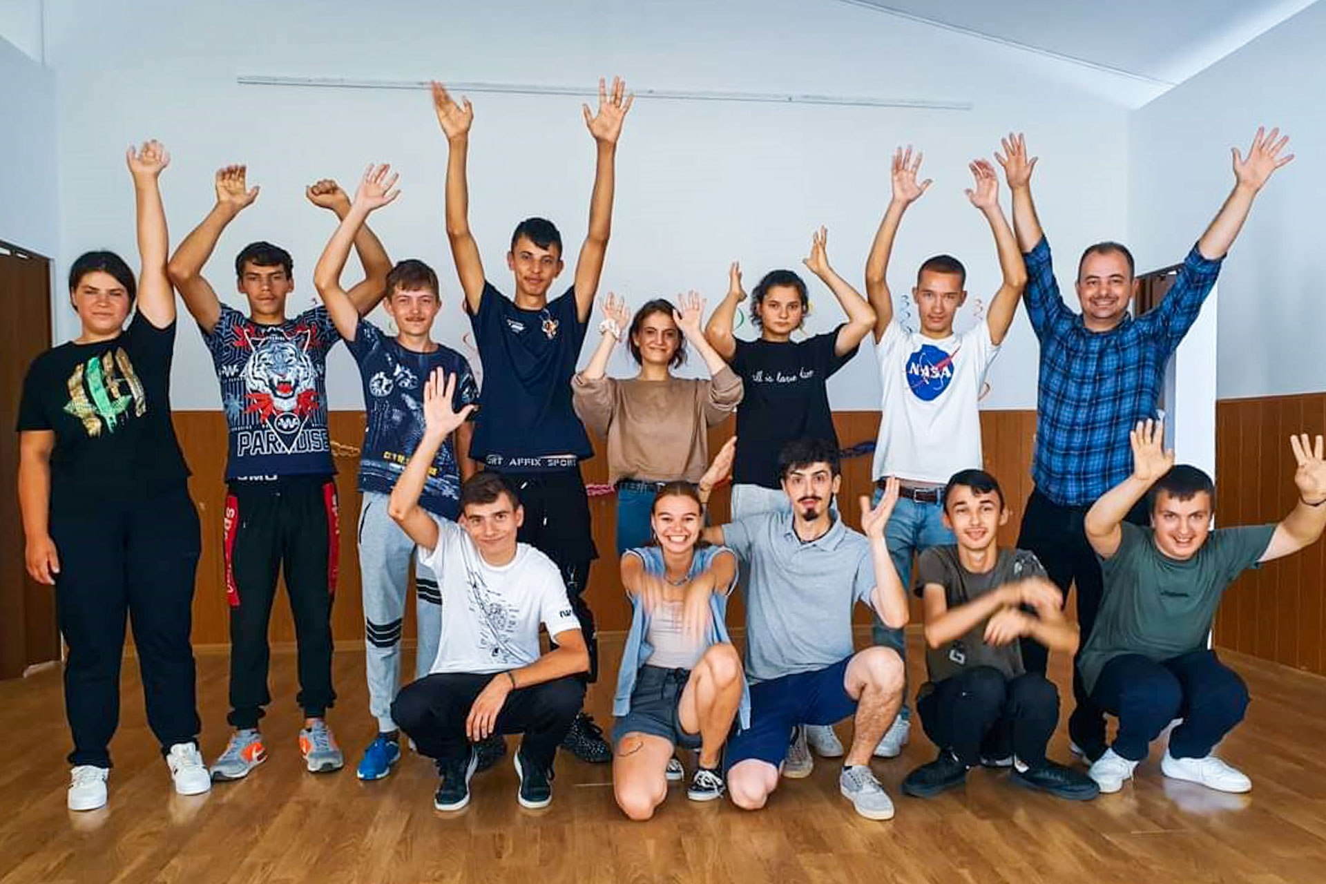 Acțiune comună de conștientizare a lipsei vizibilității persoanelor cu dizabilități, la Asociația „Sfântul Voievod Ștefan cel Mare” Hârja Acțiune comună de conștientizare a lipsei vizibilității persoanelor cu dizabilități, la Asociația „Sfântul Voievod Ștefan cel Mare” Hârja