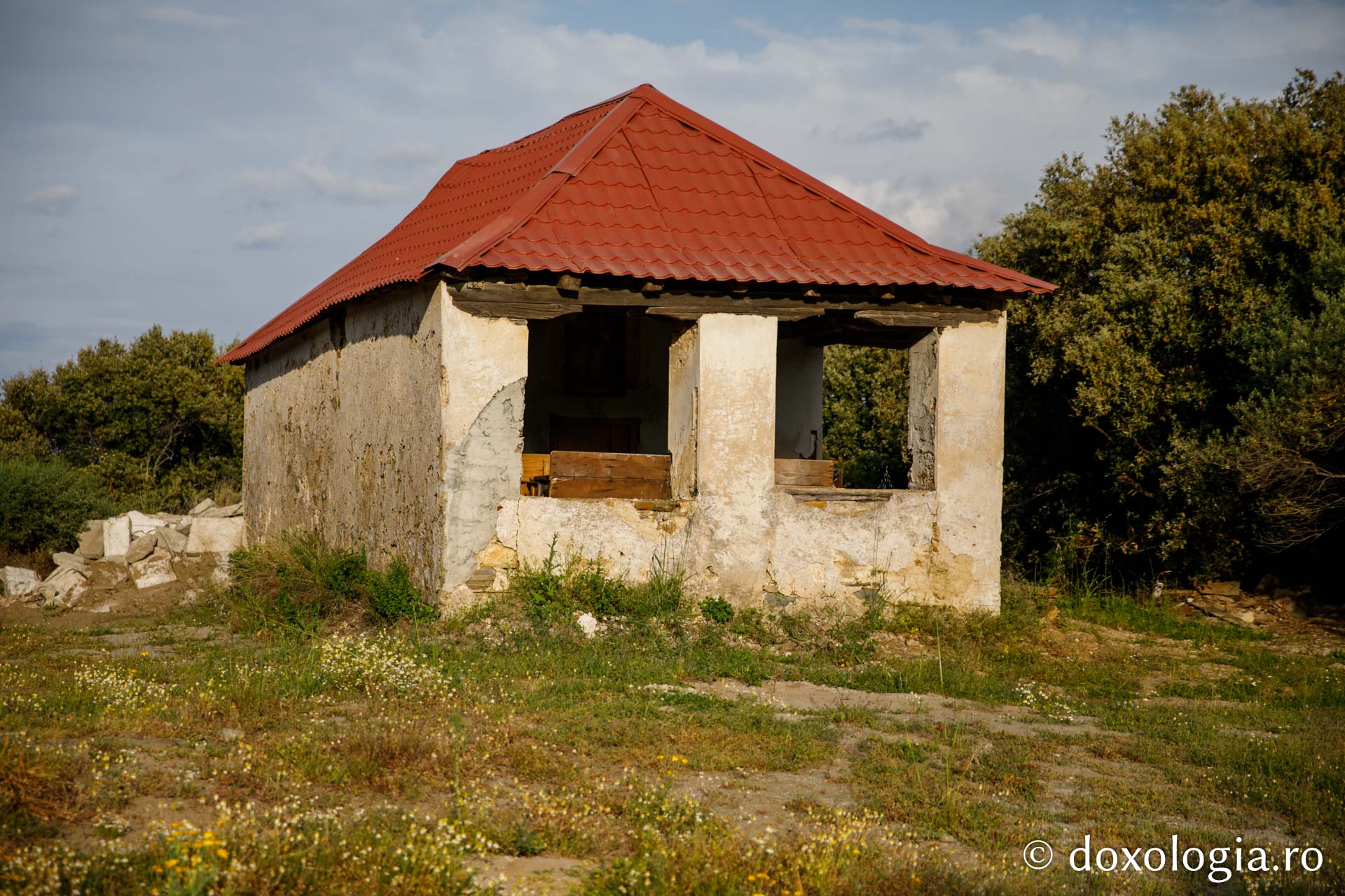 Paraclisul Sfântul Atanasie cel Mare de la Mănăstirea Pantocrator, Athos / Foto: pr. Silviu Cluci Paraclisul Sfântul Atanasie cel Mare de la Mănăstirea Pantocrator, Athos