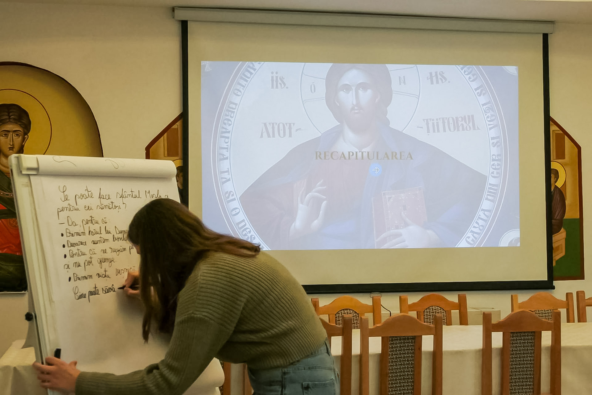 La Parohia Rădeni-Neamț au început activitățile din cadrul Concursului Național Catehetic „Hristos – Cuvântul care vindecă”