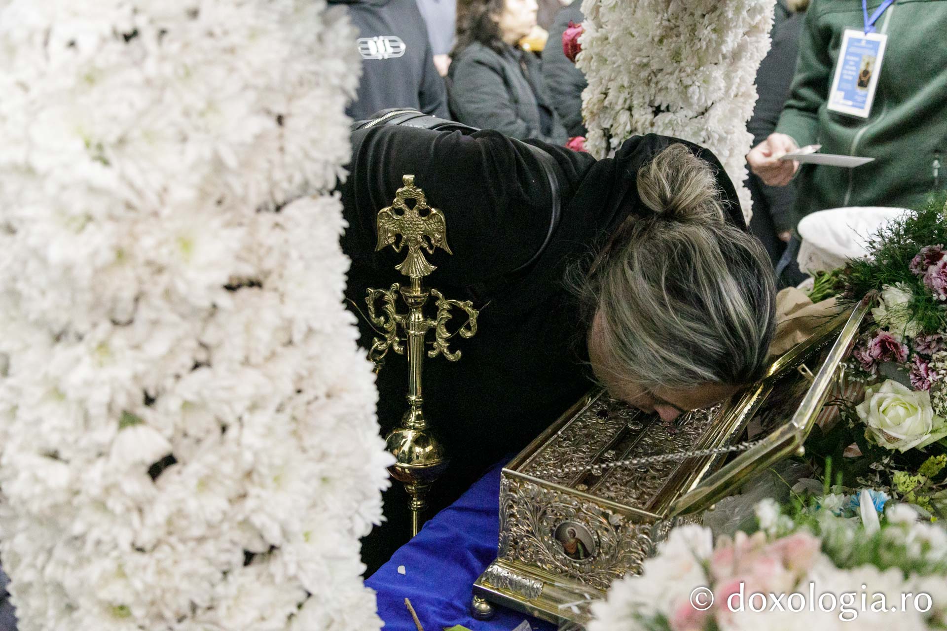 Închinare la Sfântul Brâu al Maicii Domnului