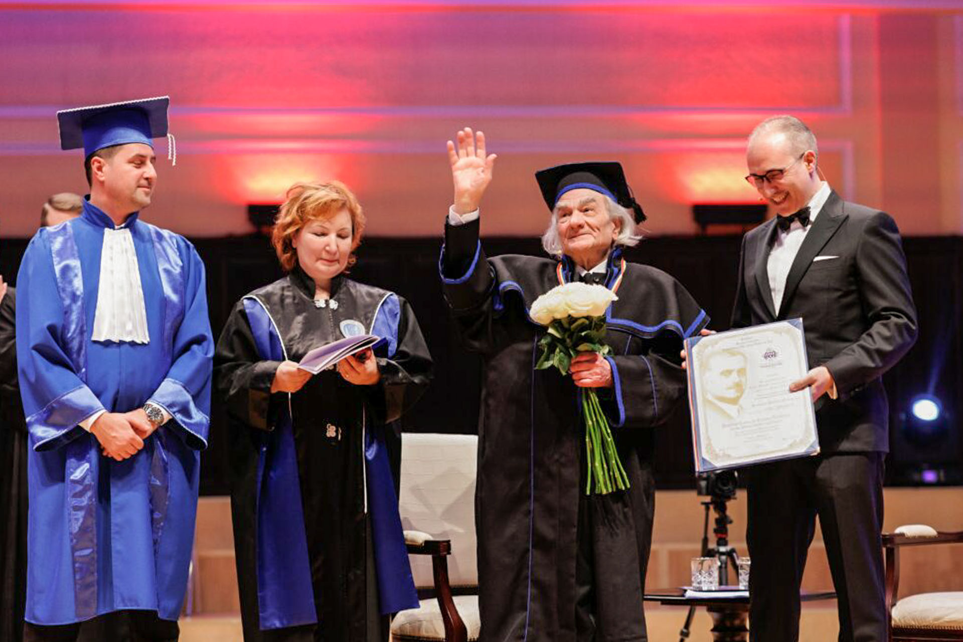 conferire distincție Leon Dănăilă