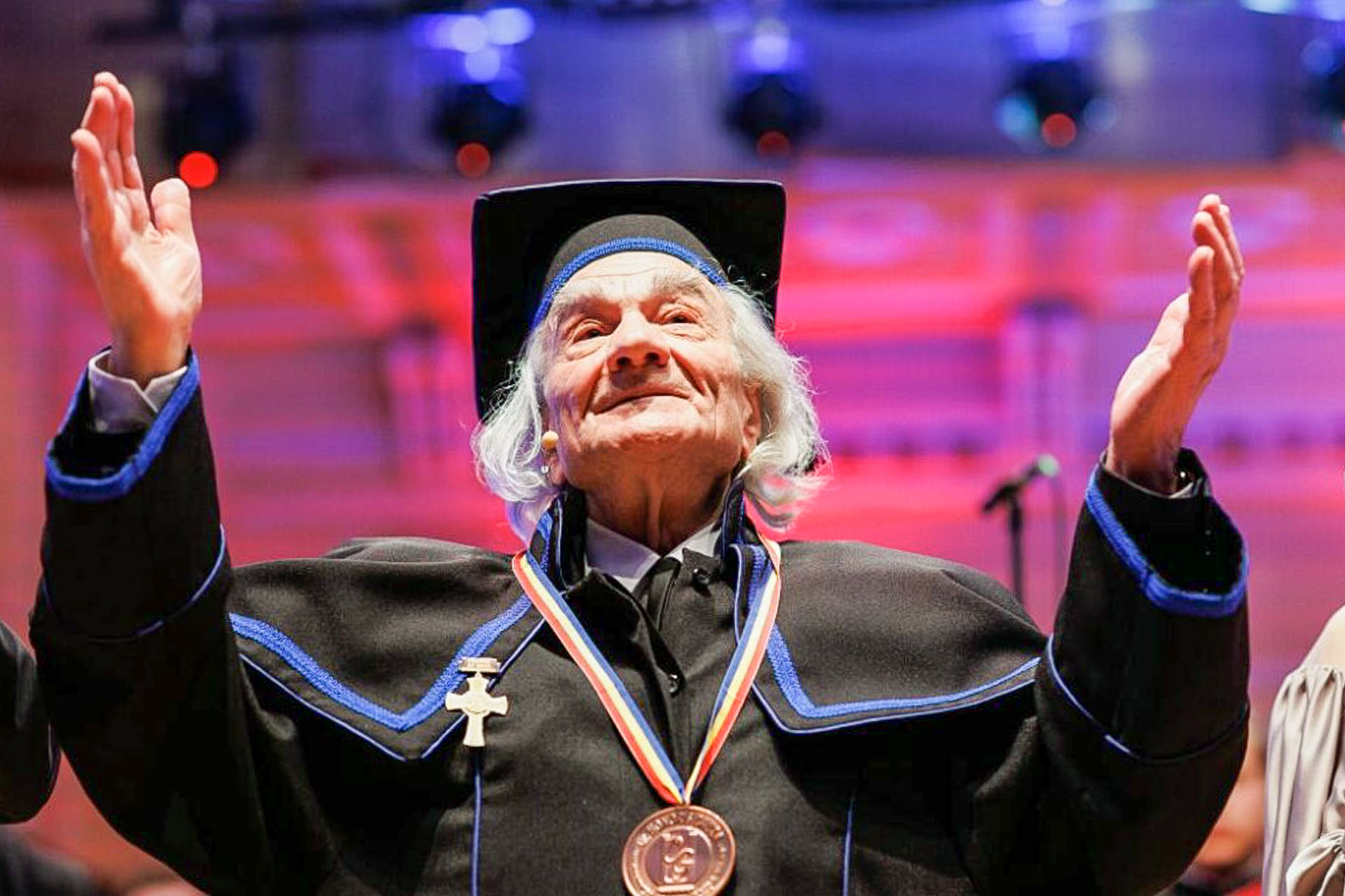 conferire distincție Leon Dănăilă