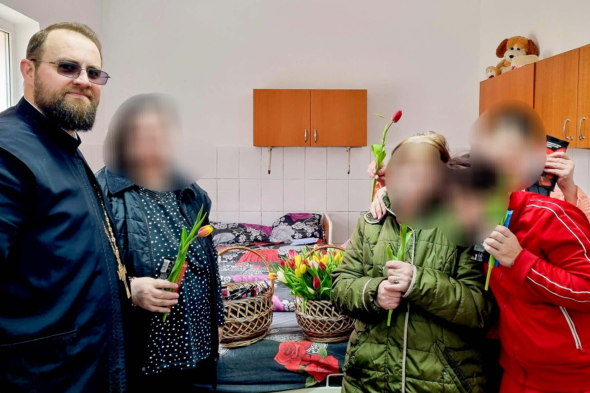 Flori pentru pacientele Spitalului de Psihiatrie Grajduri