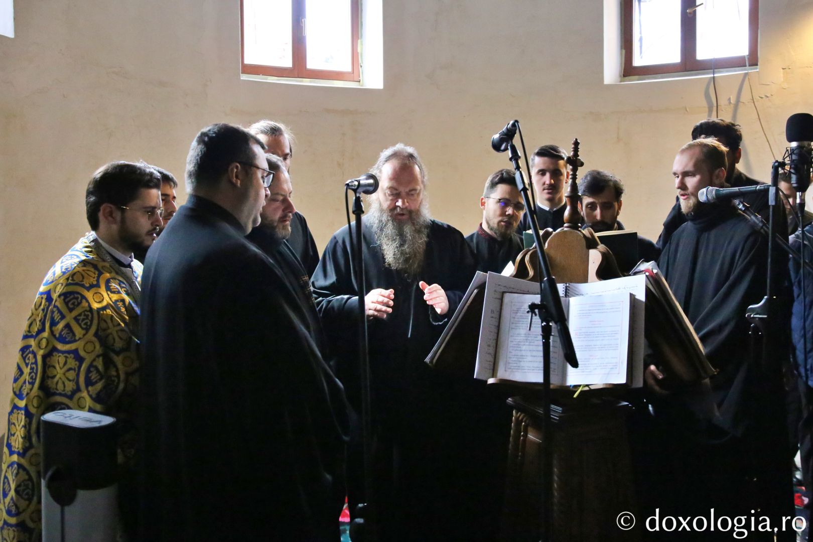 „În această zi, fericirea Maicii Domnului este și nouă pusă la inimă”