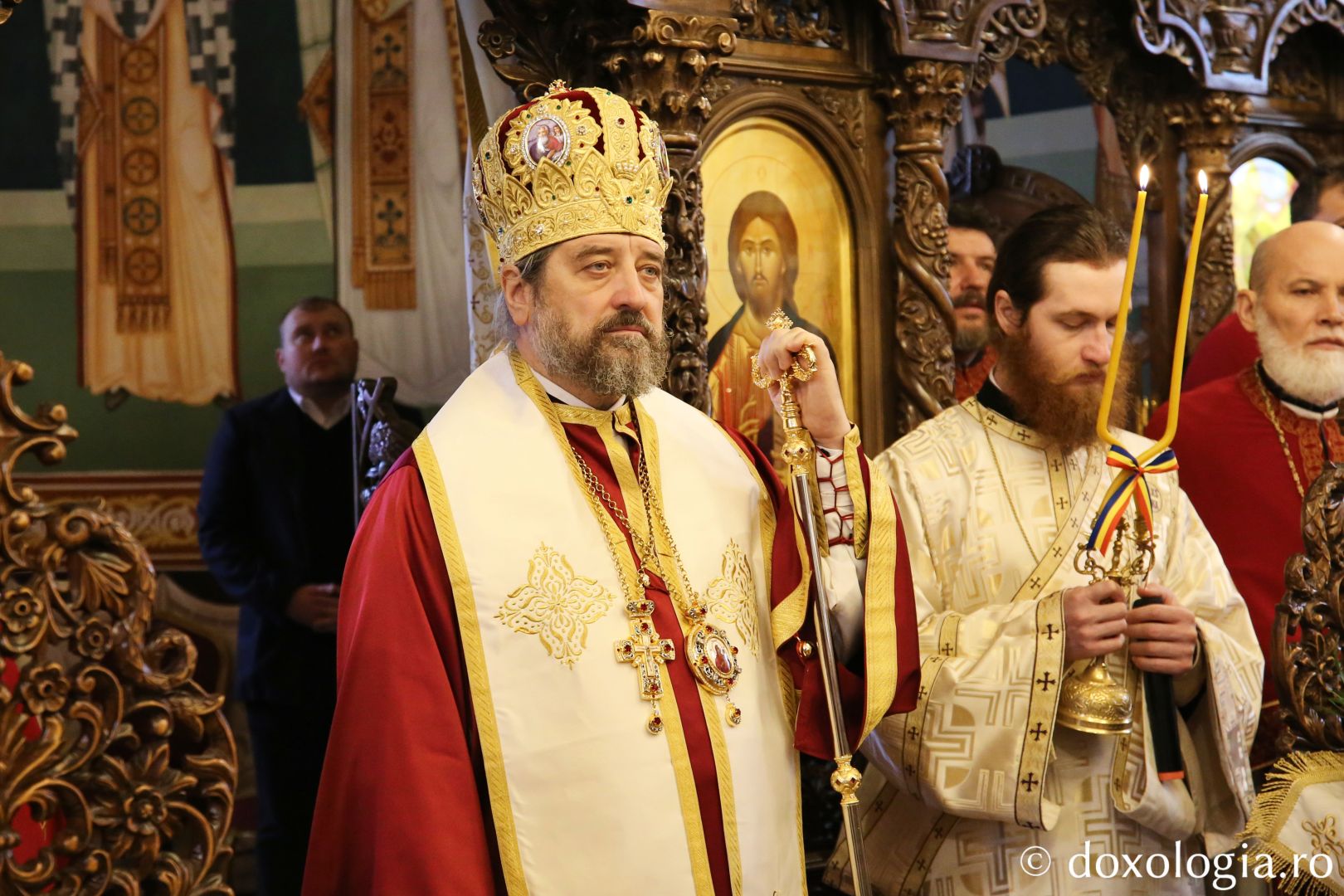 PS Nichifor Botoșăneanul, Episcop-vicar al Arhiepiscopiei Iașilor, la Parohia Vlădiceni din județul Neamț / Foto: Flavius Popa PS Nichifor Botoșăneanul, Episcop-vicar al Arhiepiscopiei Iașilor, la Parohia Vlădiceni din județul Neamț