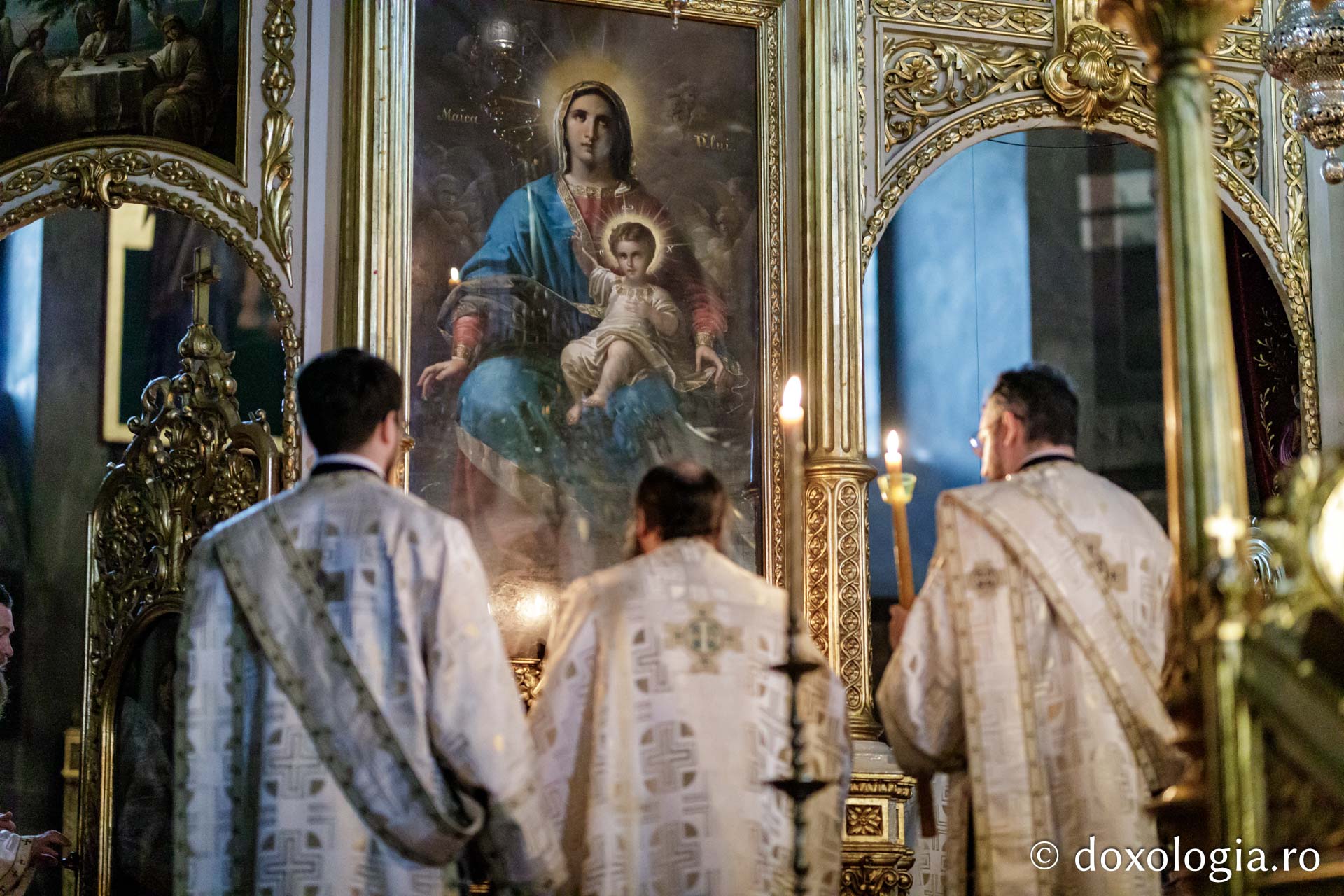 Denia Acatistului Bunei Vestiri la Catedrala din Iași