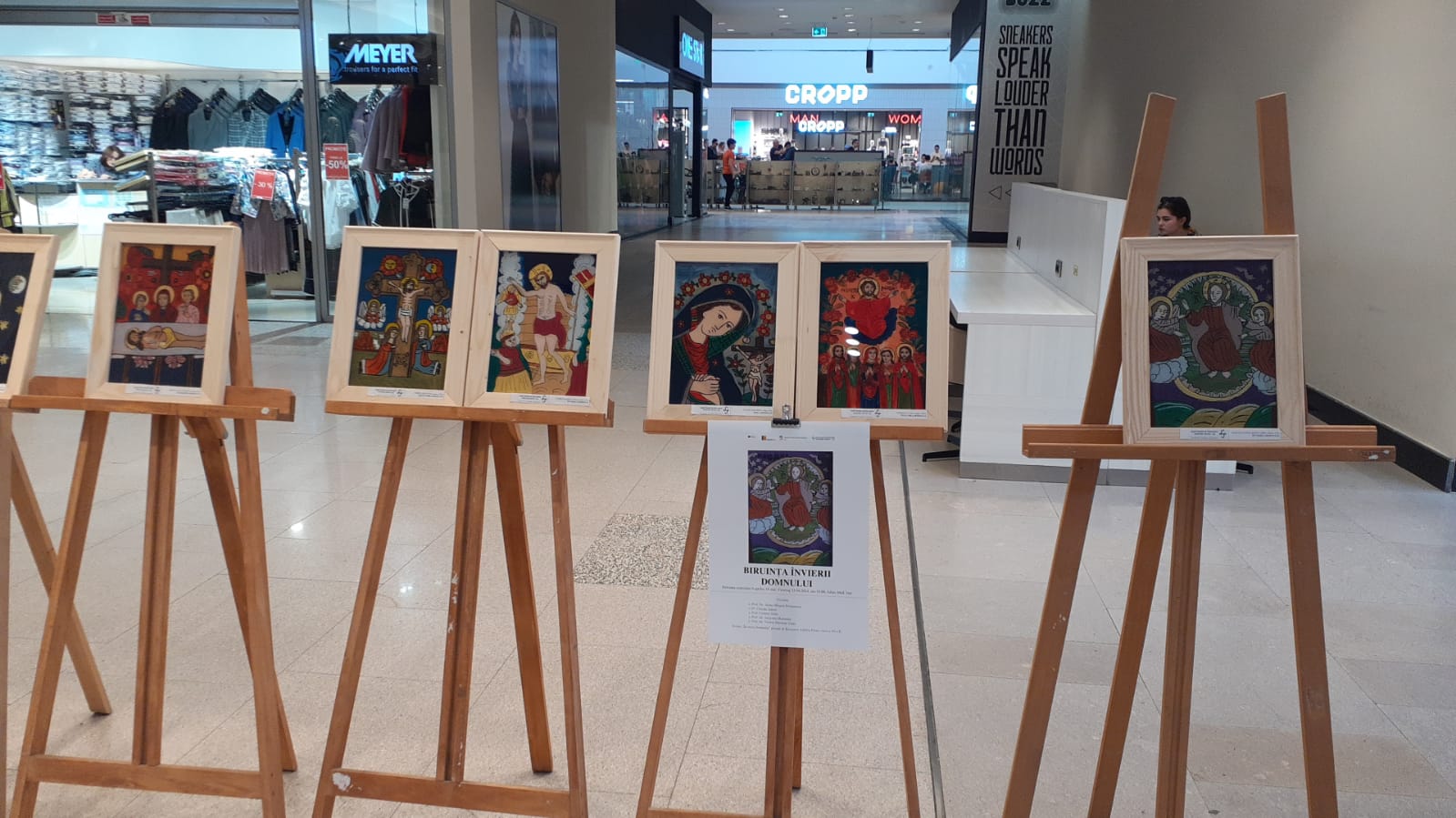 O expoziție cu tematică pascală poate fi vizitată la Iulius Mall Iași