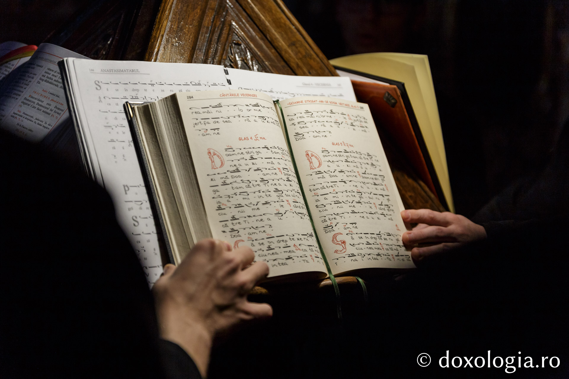 La înjumătățirea Postului IPS Teofan a săvârșit Liturghia Darurilor la Catedrala Mitropolitană din Iași