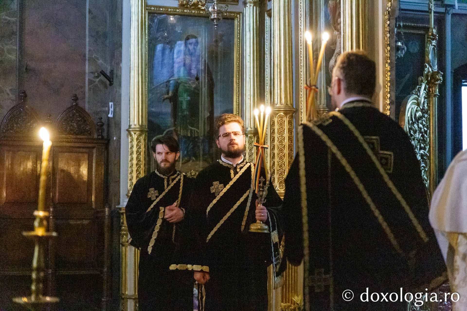 La înjumătățirea Postului IPS Teofan a săvârșit Liturghia Darurilor la Catedrala Mitropolitană din Iași