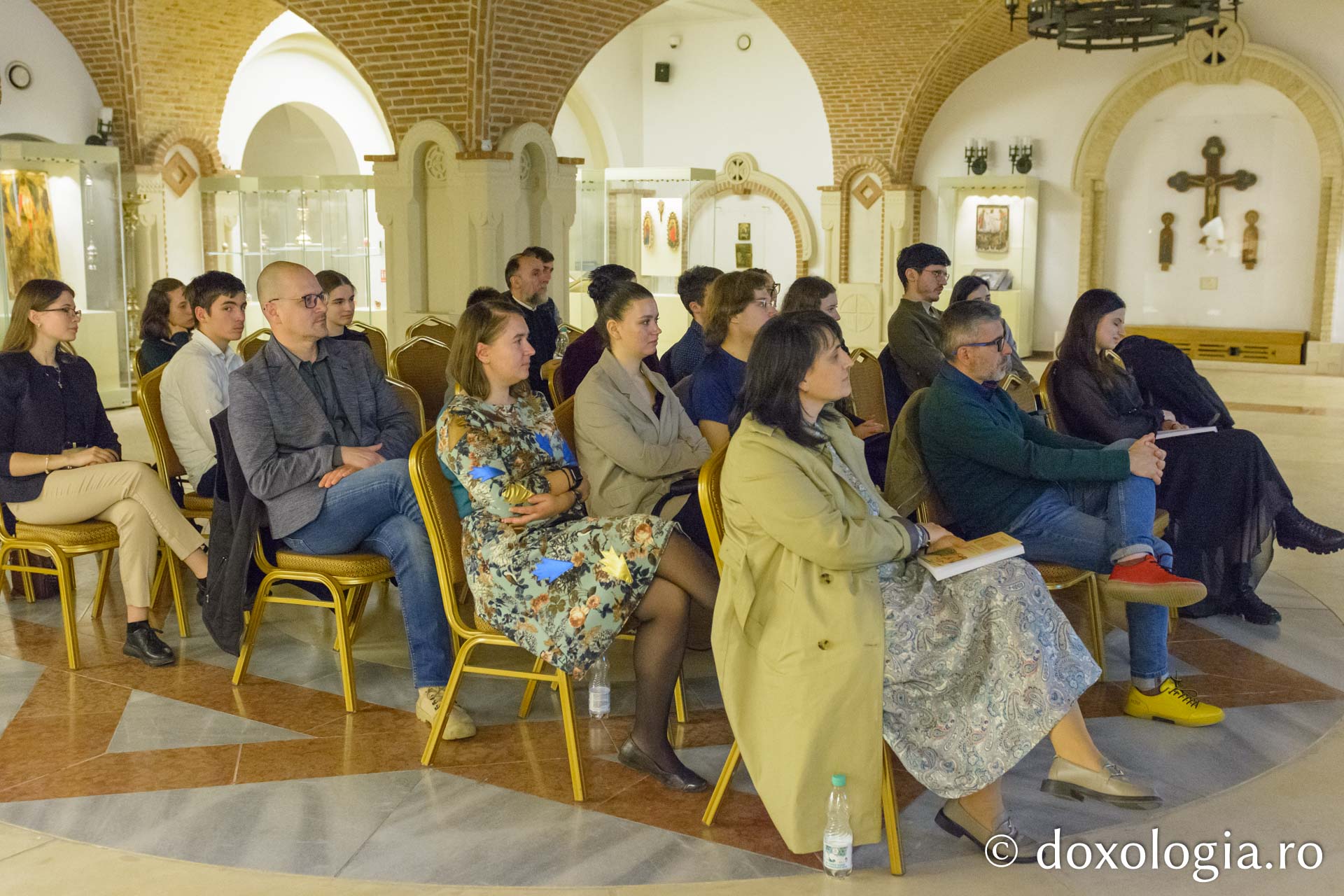 Lansarea cărții „Neplanificat” a autoarei Abby Johnson