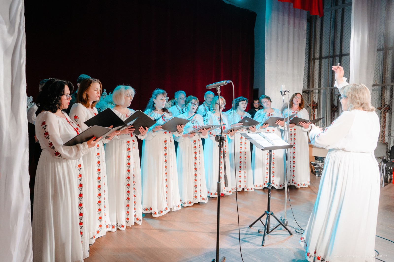 Concertul de pricesne și cântări religioase „Răsărit-a primăvara” la Dorohoi