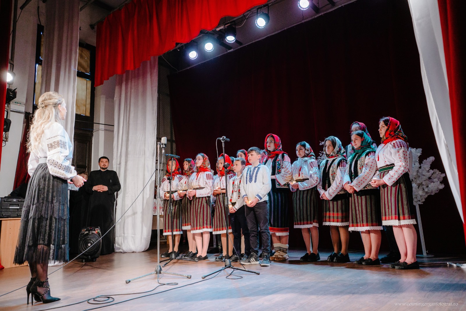 Concertul de pricesne și cântări religioase „Răsărit-a primăvara” la Dorohoi