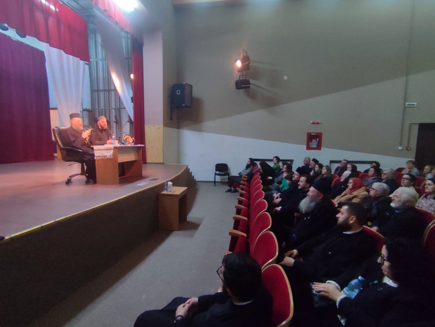 conferință părintele Ioan Harpa Dorohoi