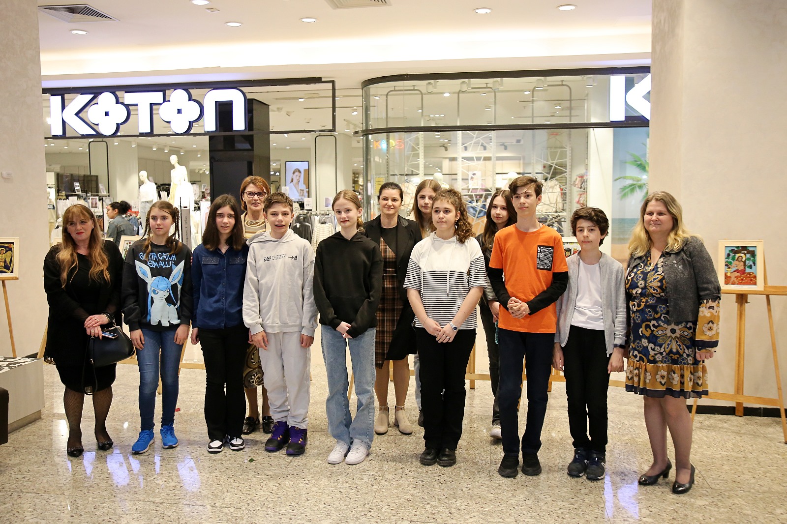 Expoziția „Biruința învierii Domnului”, inițiată de Liceul „Grigore Moisil” din Iași, poate fi vizitată