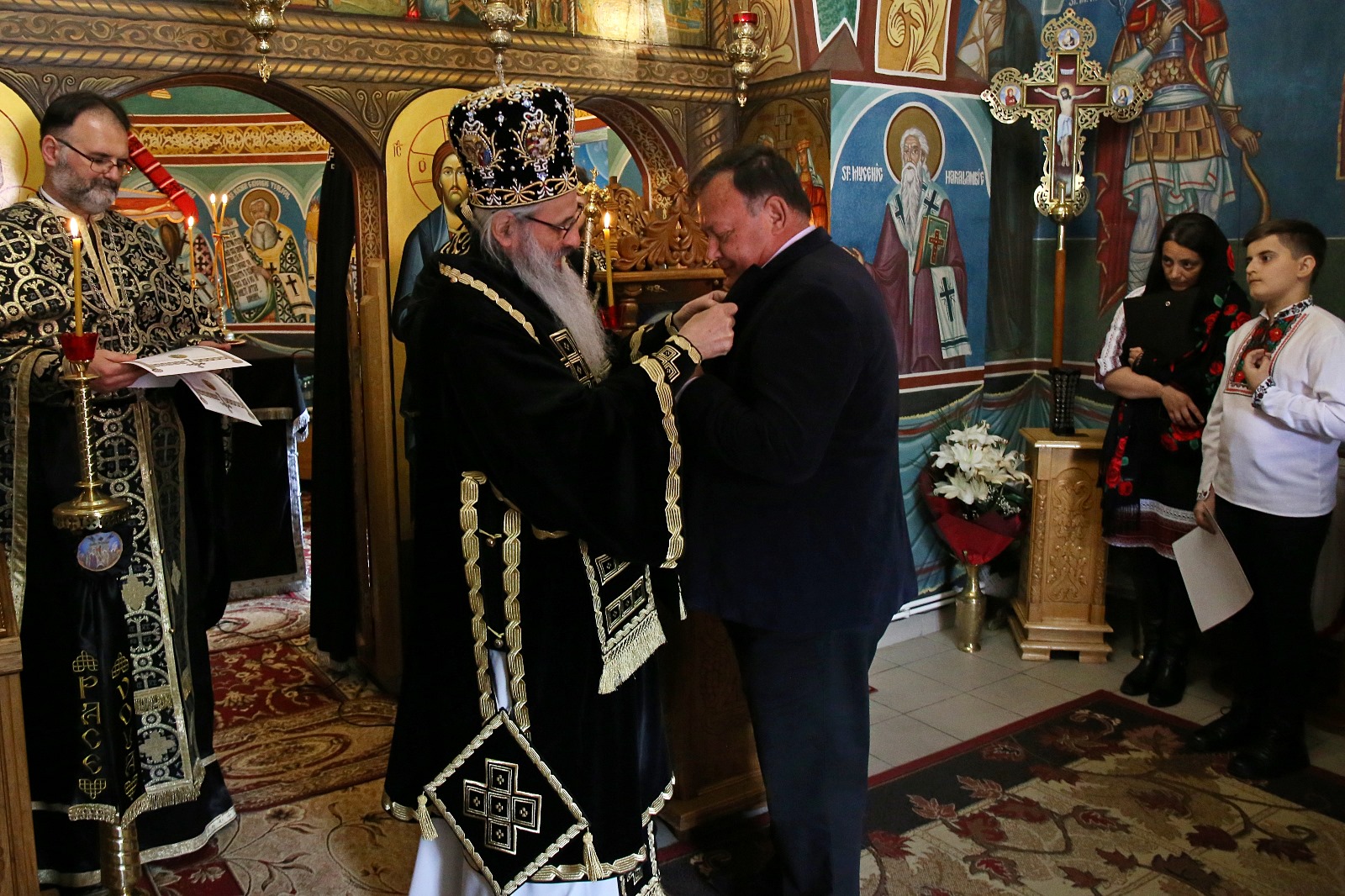 Mitropolitul Moldovei și Bucovinei, alături de medicii și pacienții Spitalului de Psihiatrie Pădureni-Grajduri