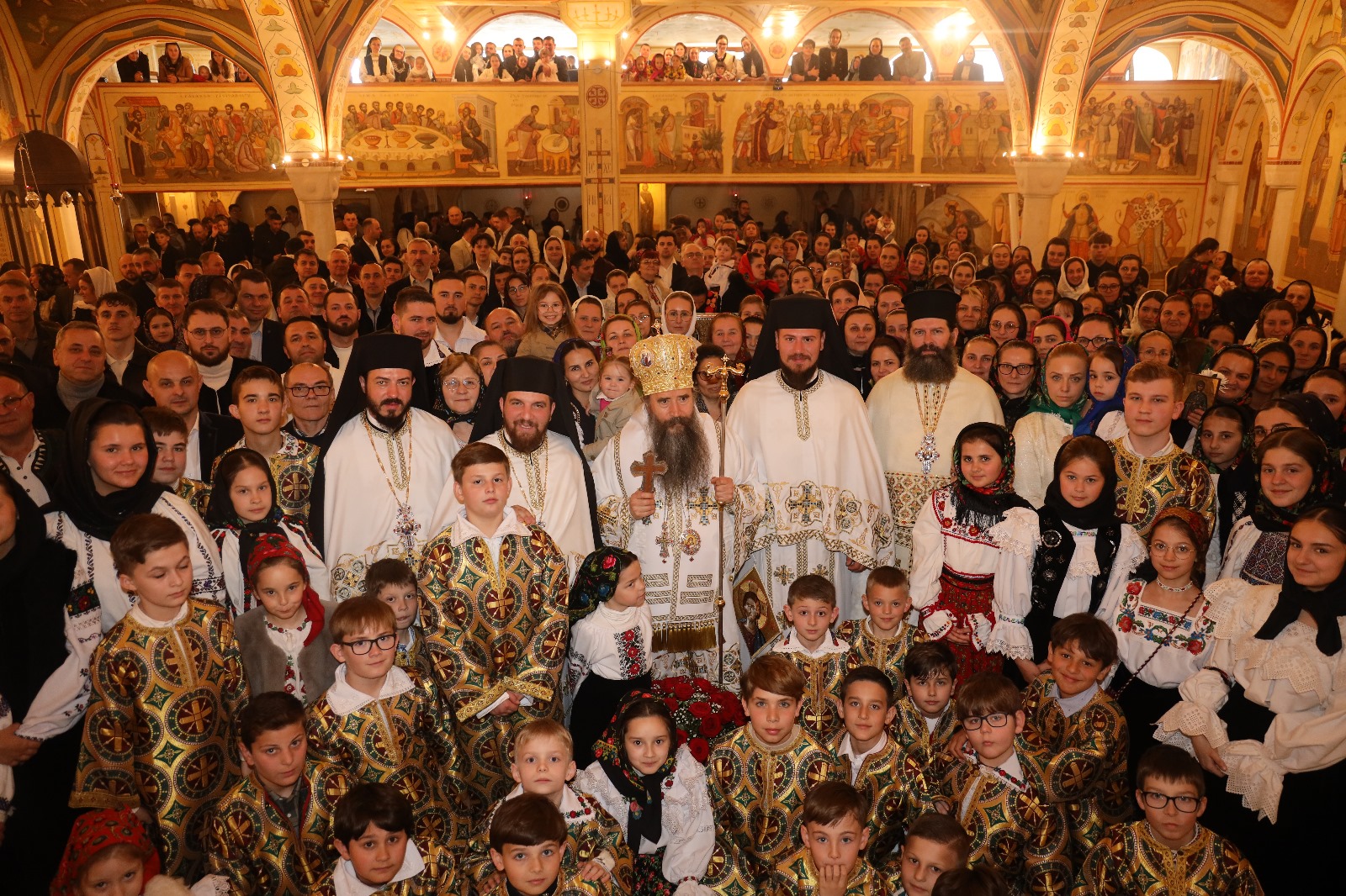 Moaștele Sfintei Mironosiţe Maria Magdalena au ajuns în Parohia „Sfinţii Trei Ierarhi” din La Courneuve, Paris