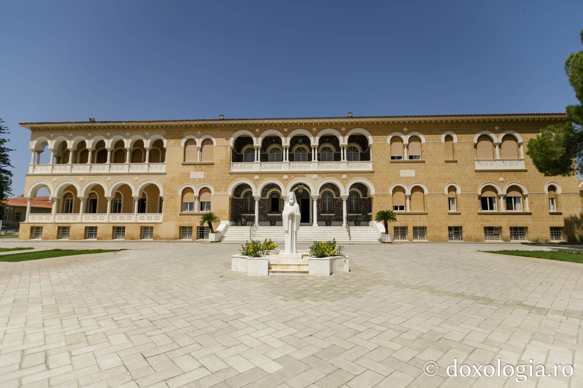 Palatul Arhiepiscopal din Nicosia