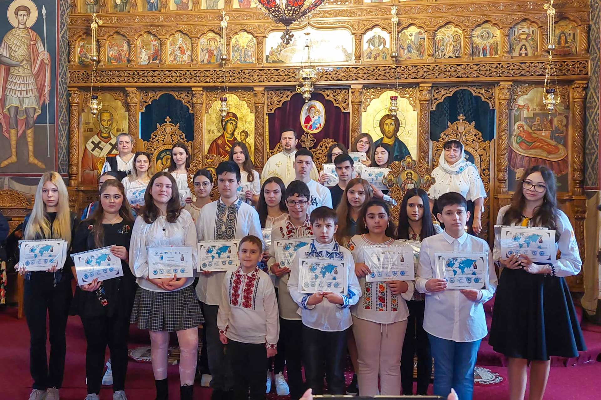 Premierea copiilor participanți la Concursul „Împreună cu Hristos în viață”