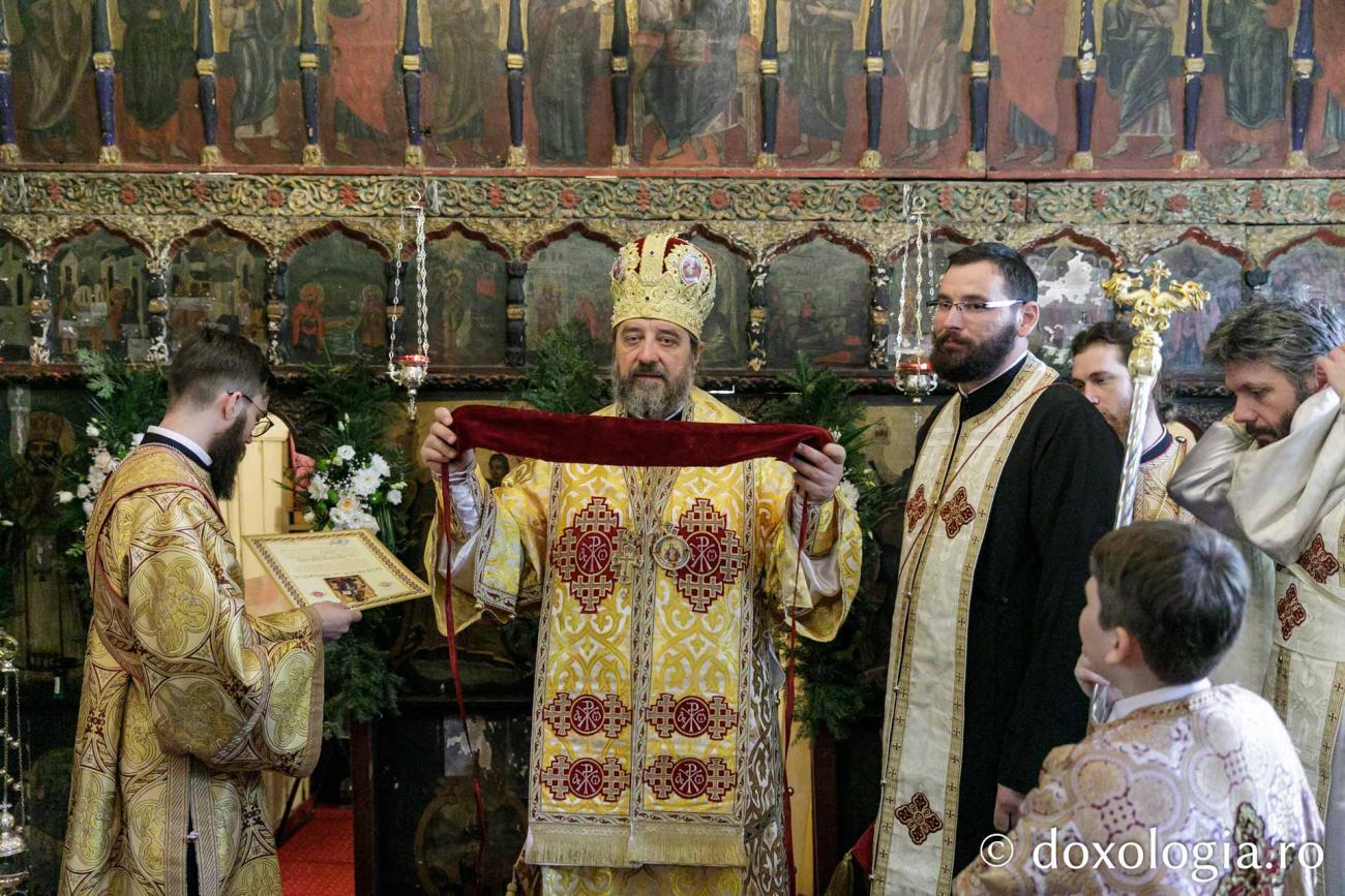 PS Nichifor Botoșăneanul, la Parohia „Sfântul Mare Mucenic Gheorghe” Șcheia, județul Iași