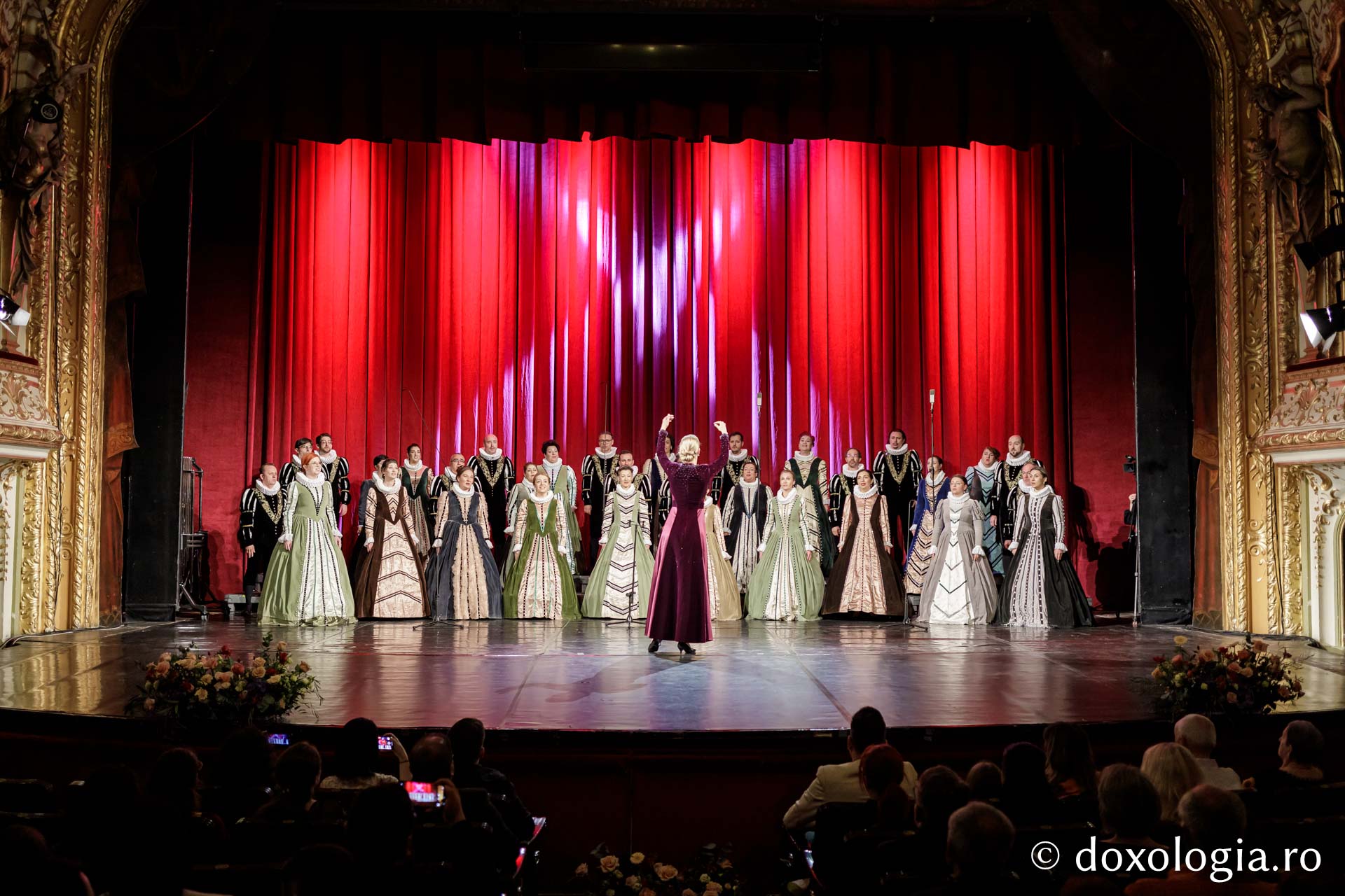 (Foto) IBMF 2024 – Concert Corul Național de Cameră „Madrigal - Marin Constantin”