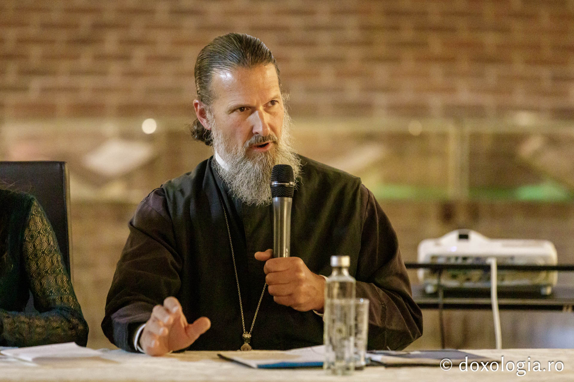 „Cateheza – Cuvântul viu al credinţei”, la Muzeul Mitropolitan