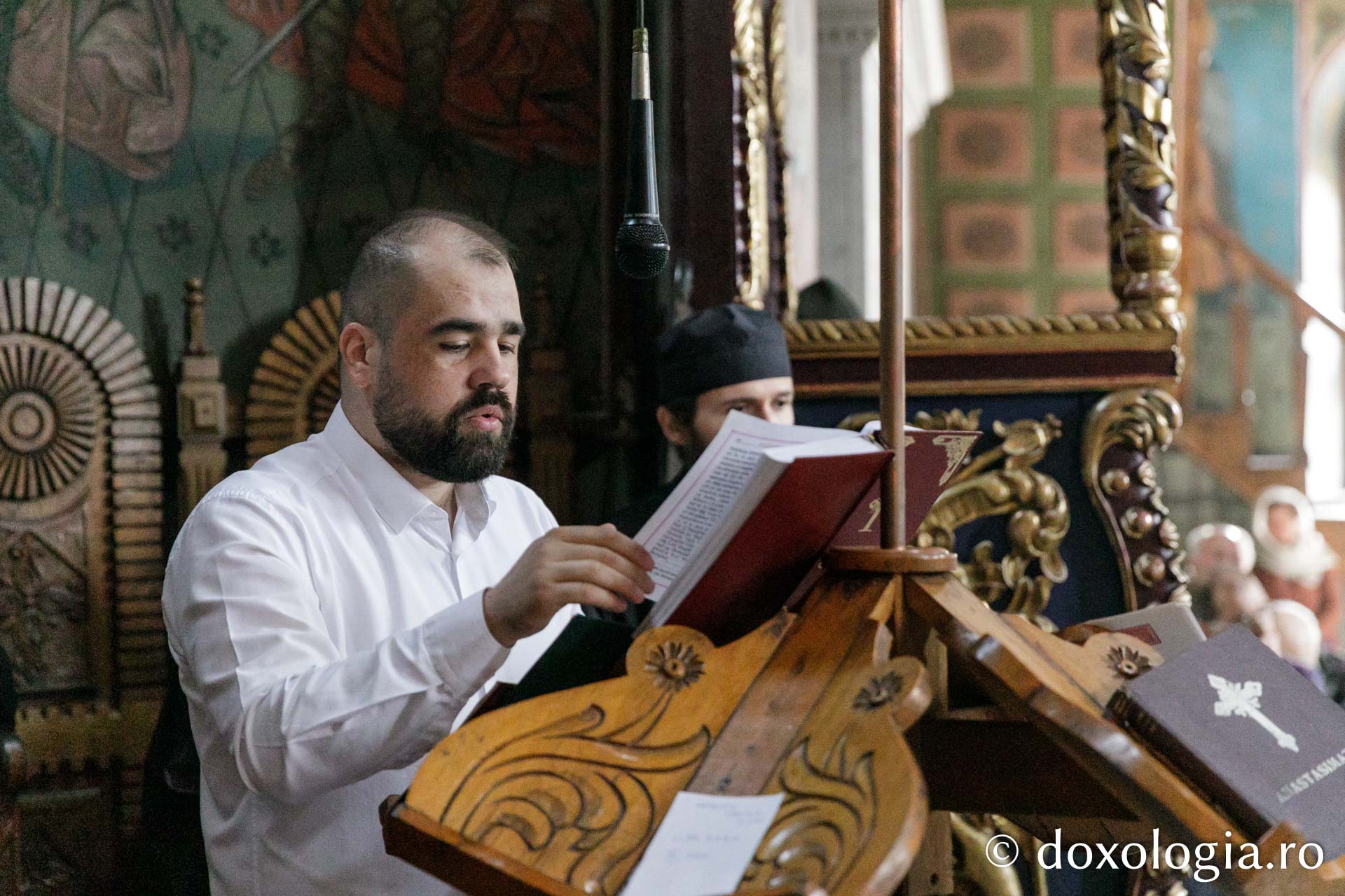 Denia Prohodului Domnului Hristos, la Mănăstirea Bărboi din Iași