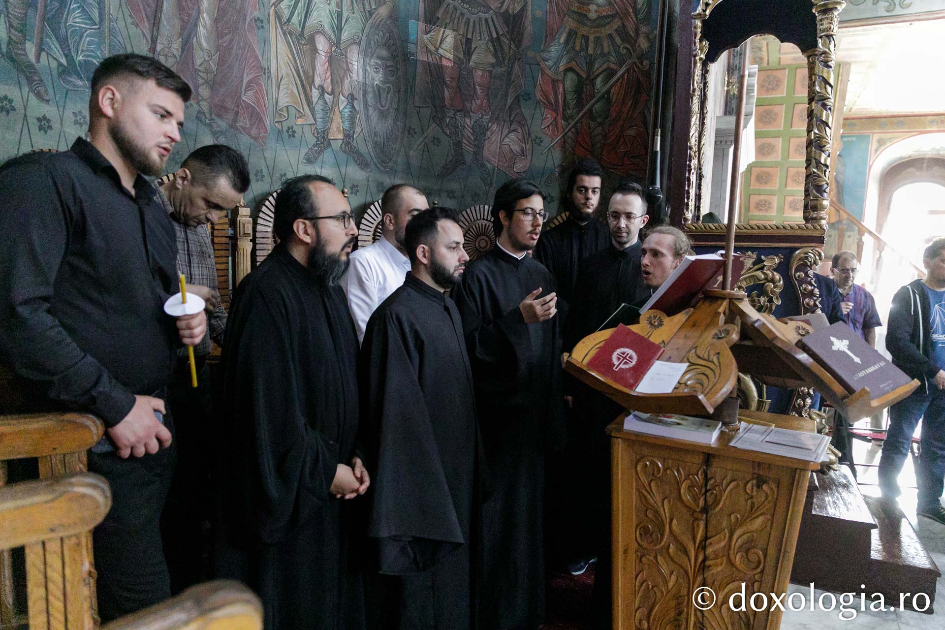 Denia Prohodului Domnului Hristos, la Mănăstirea Bărboi din Iași