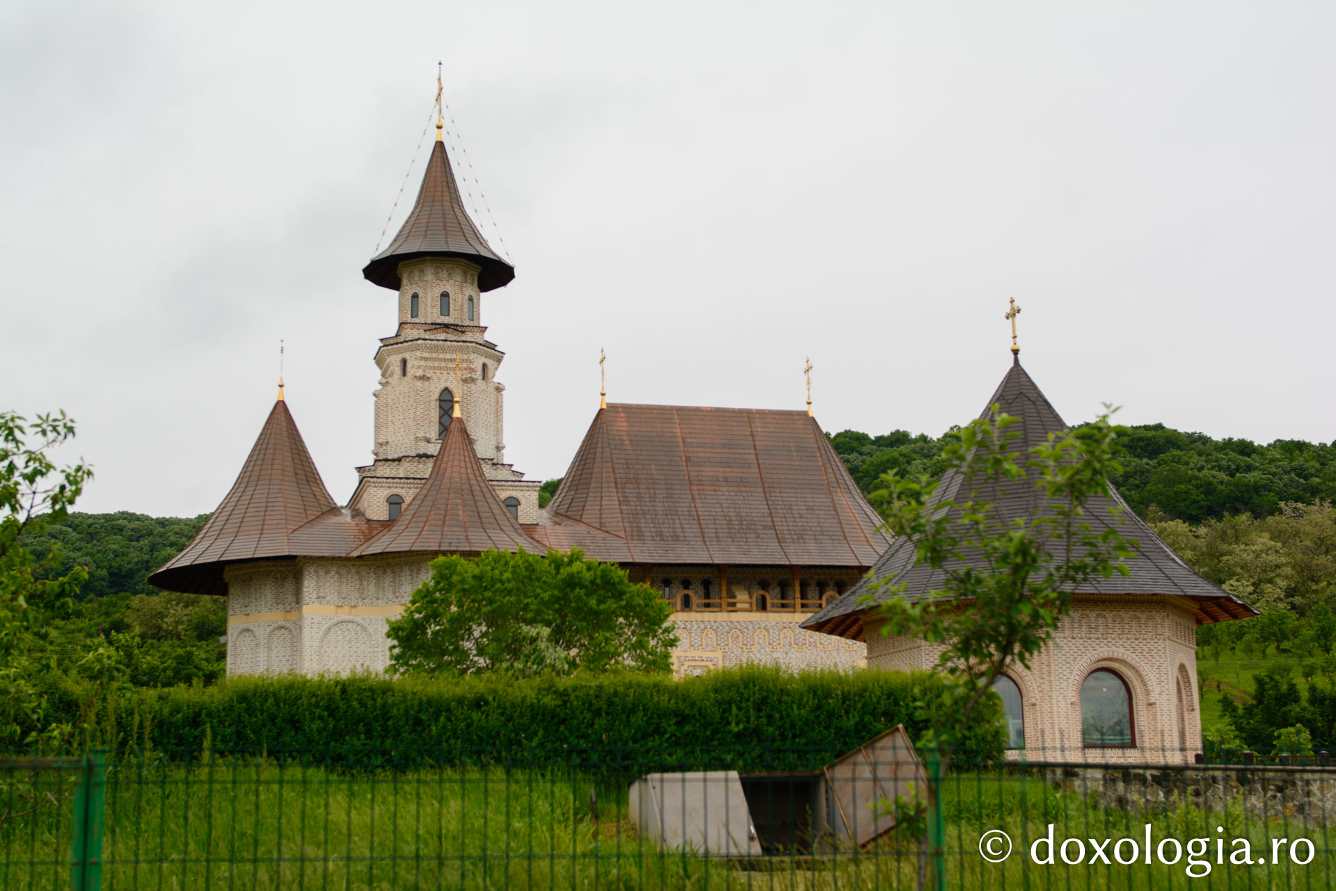 Singura mănăstire din Iași care îl are ca ocrotitor pe Sfântul Ioan Evanghelistul și-a sărbătorit hramul