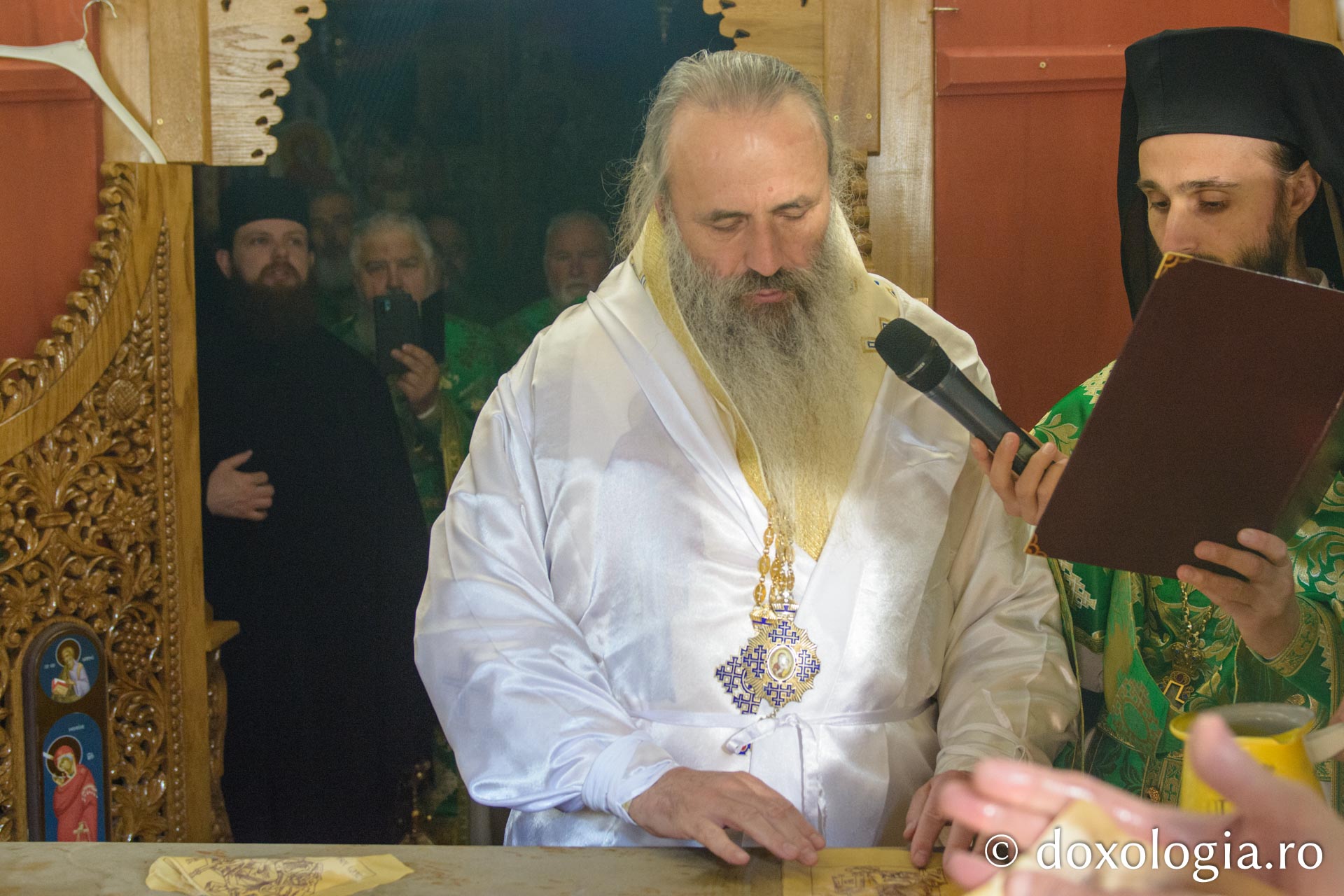 Sfințire de Paraclis și hram la Mănăstirea Coșula