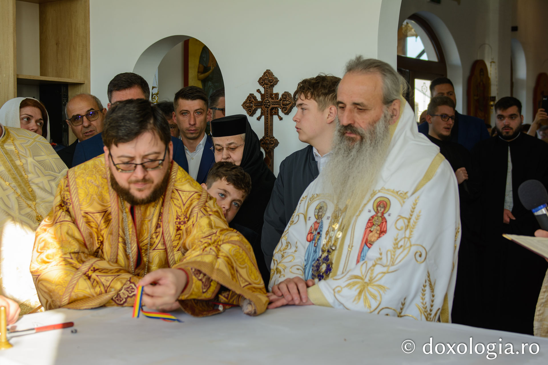 Un nou locaș închinat Sfântului Apostol Simon Zilotul a fost sfințit de Părintele Mitropolit Teofan