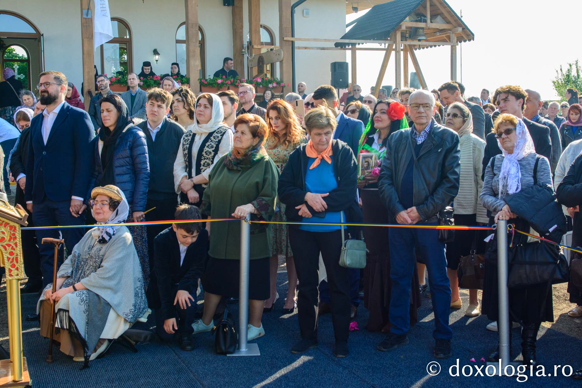 Un nou locaș închinat Sfântului Apostol Simon Zilotul a fost sfințit de Părintele Mitropolit Teofan