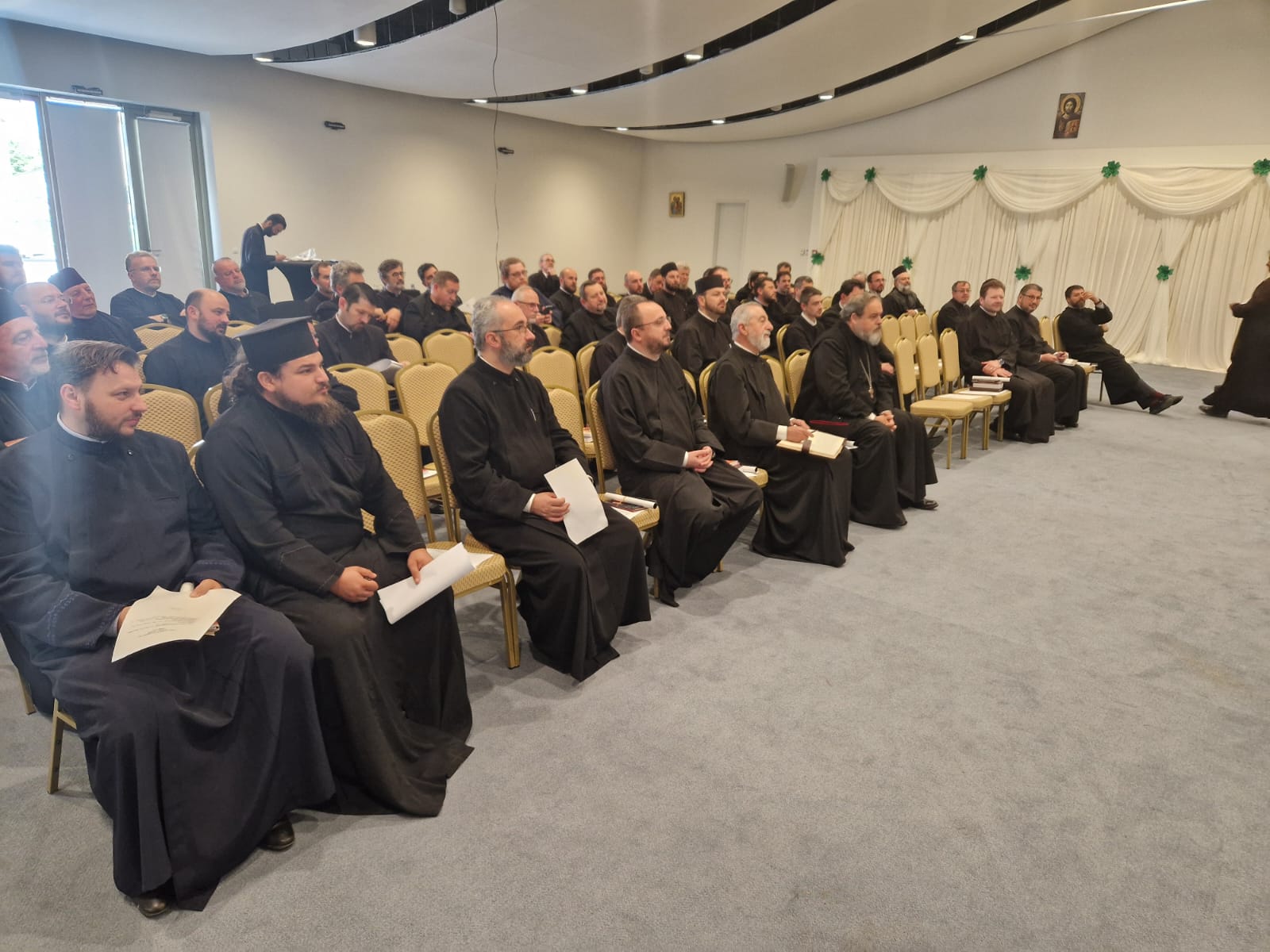 Părintele Steven Holley, prezent la Consfătuirea lunară a Protopopiatului Iași 1