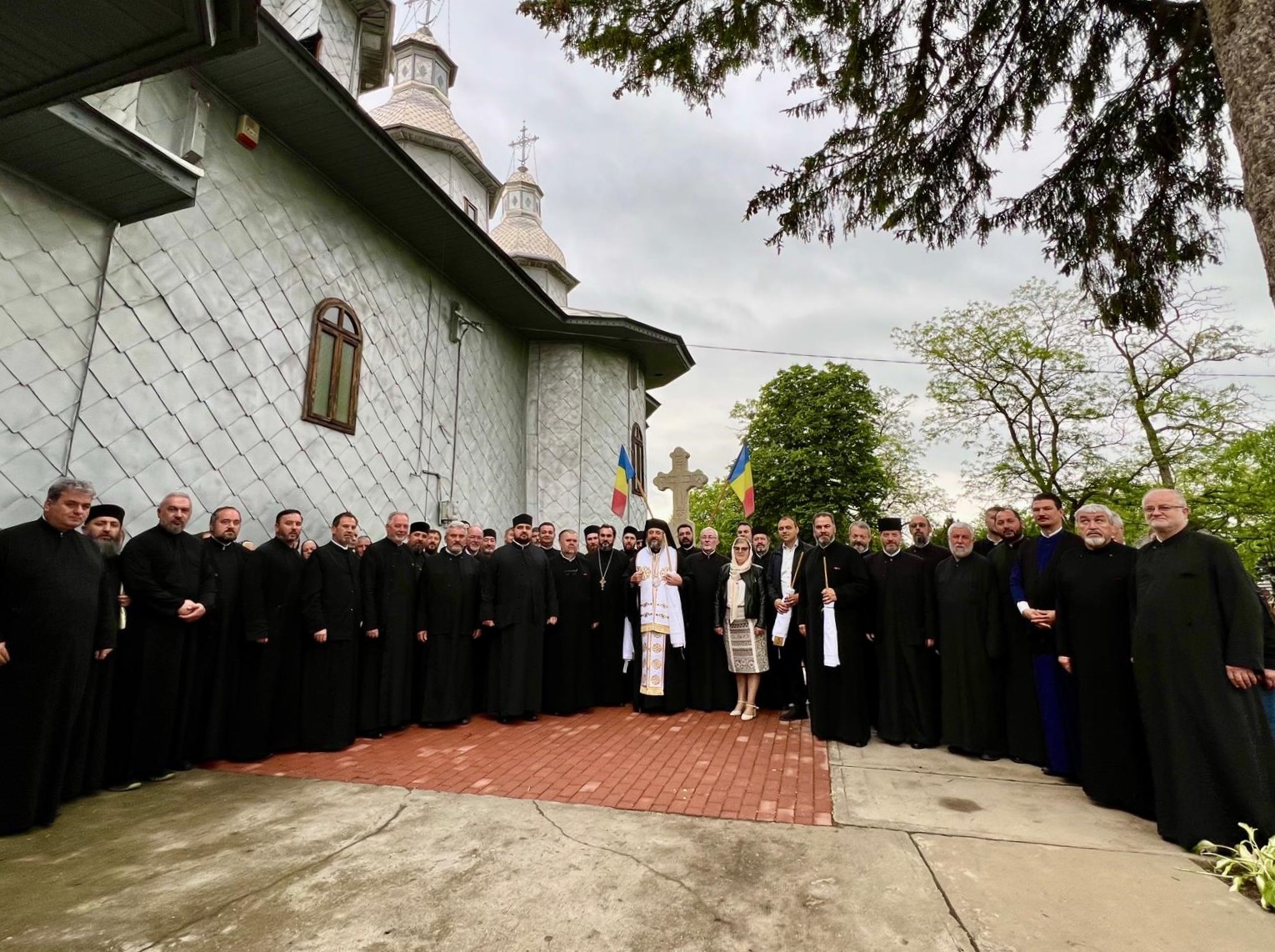 Ședință administrativă pentru preoții din Protopopiatul Roznov. Întâlnirea, prezidată de PS Nichifor Botoșăneanul