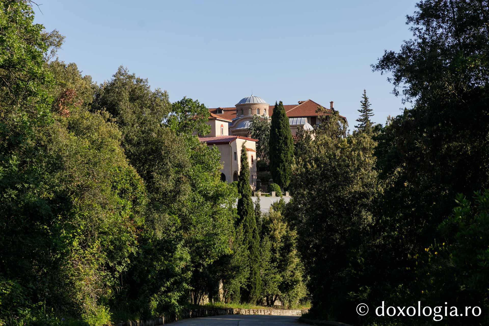 Chilia „Sfântul Ierarh Nicolae” Burazeri – Athos