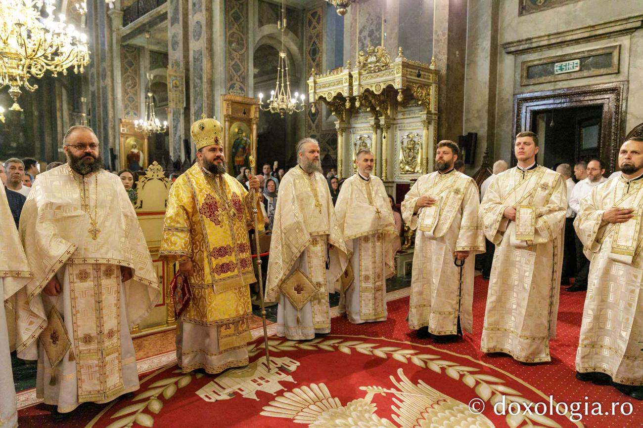 Grupul „Tronos” și Ansamblul „Sfântul Ioan Cucuzel” din Bulgaria au încheiat IBMF 2024