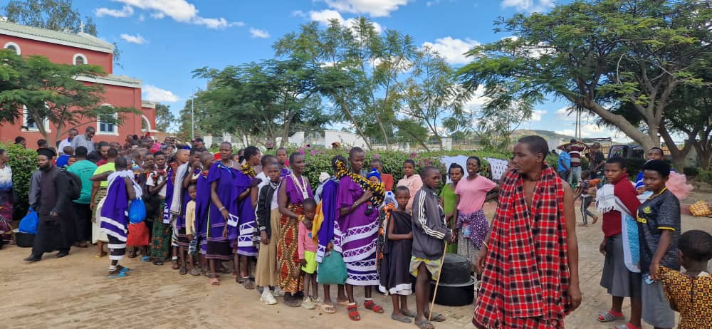 Părintele Mitropolit Teofan a participat la săvârșirea a 227 de botezuri în cadrul Centrului Misionar din Kidamali