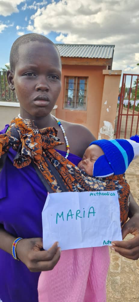 Părintele Mitropolit Teofan a participat la săvârșirea a 227 de botezuri în cadrul Centrului Misionar din Kidamali