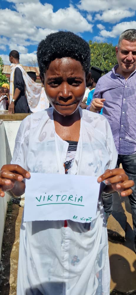 Părintele Mitropolit Teofan a participat la săvârșirea a 227 de botezuri în cadrul Centrului Misionar din Kidamali