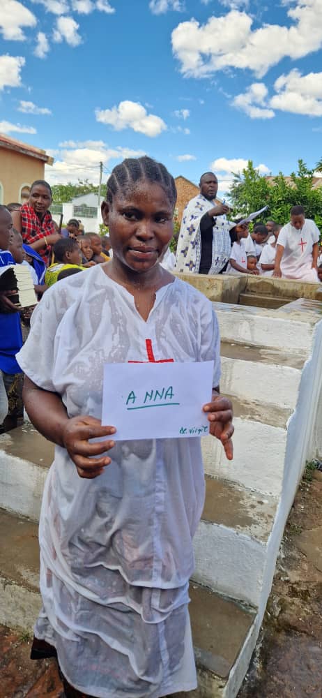 Părintele Mitropolit Teofan a participat la săvârșirea a 227 de botezuri în cadrul Centrului Misionar din Kidamali