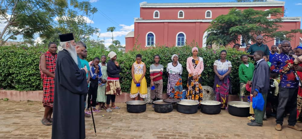 Părintele Mitropolit Teofan a participat la săvârșirea a 227 de botezuri în cadrul Centrului Misionar din Kidamali
