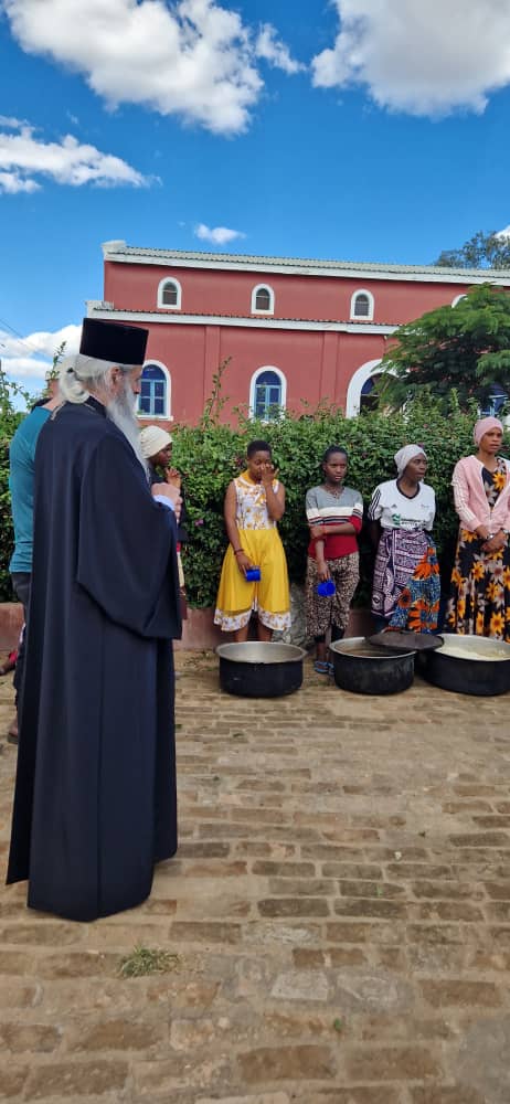 Părintele Mitropolit Teofan a participat la săvârșirea a 227 de botezuri în cadrul Centrului Misionar din Kidamali