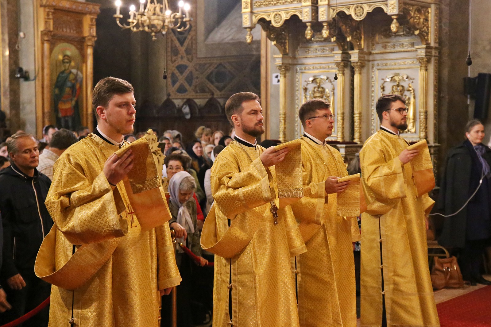 Diaconi la Catedrala Mitropolitană din Iași